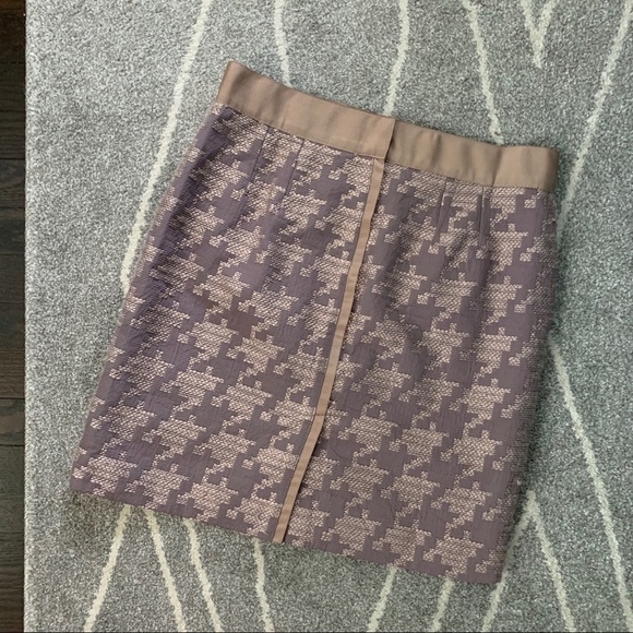 LOFT Blush Pink Houndstooth Pencil Skirt - Picture 3 of 6